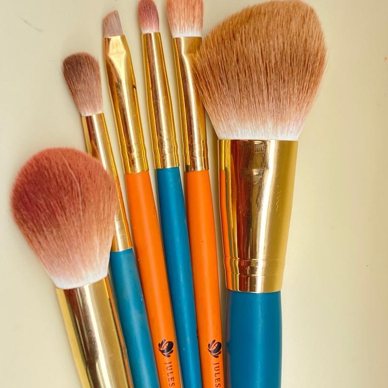 Jules Montana Brush Set