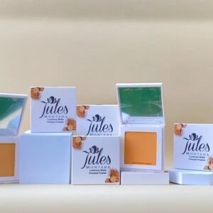 Jules Montana Luminous Pressed Powder